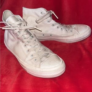 All White Converse Chuck Taylor Hightop